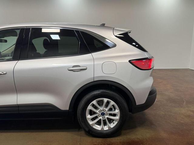 Photo of 2020 Ingot Silver Metallic Ford Escape