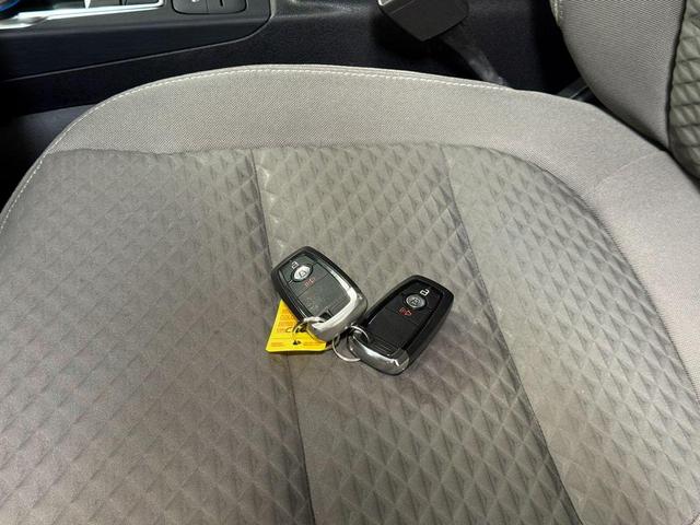 Photo of 2020 Ingot Silver Metallic Ford Escape