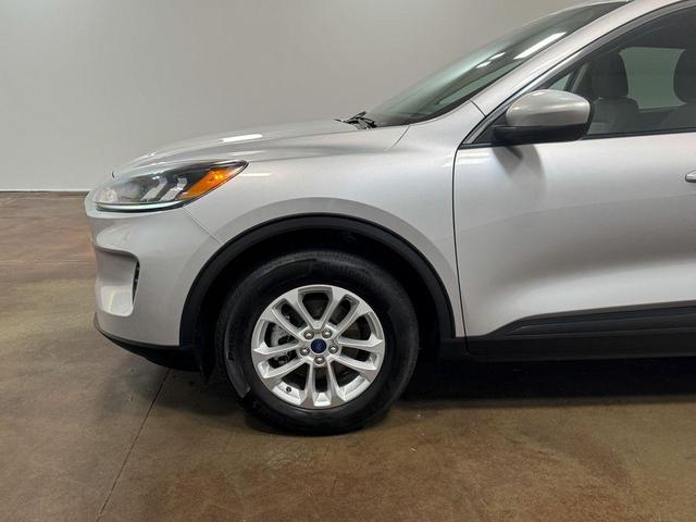 Photo of 2020 Ingot Silver Metallic Ford Escape
