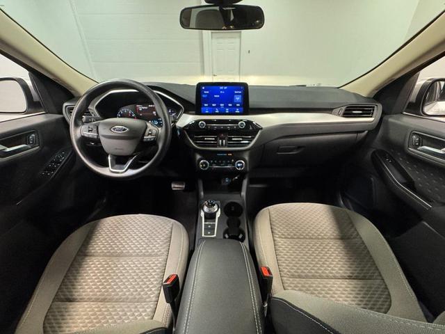 Photo of 2020 Ingot Silver Metallic Ford Escape