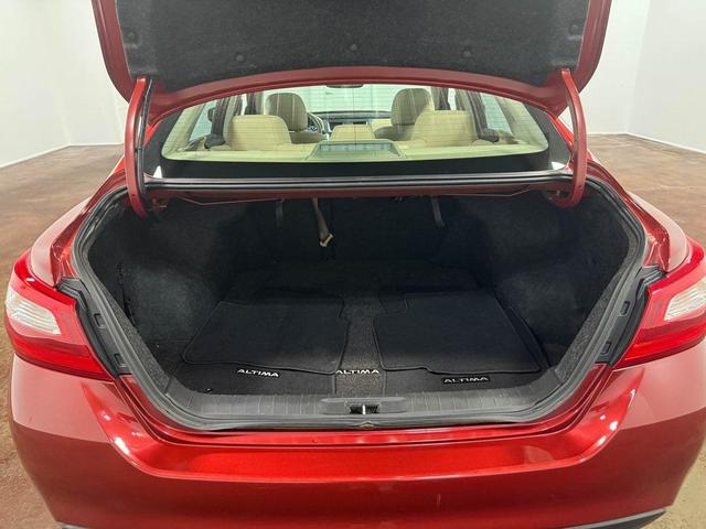 Photo of 2017 Cayenne Red Nissan Altima