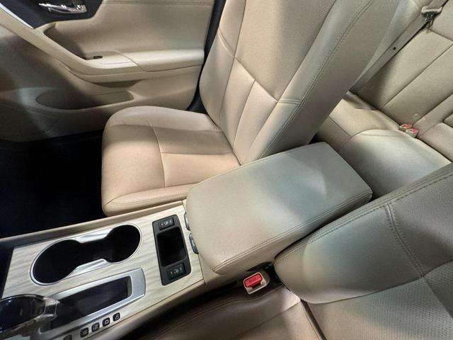Photo of 2017 Cayenne Red Nissan Altima