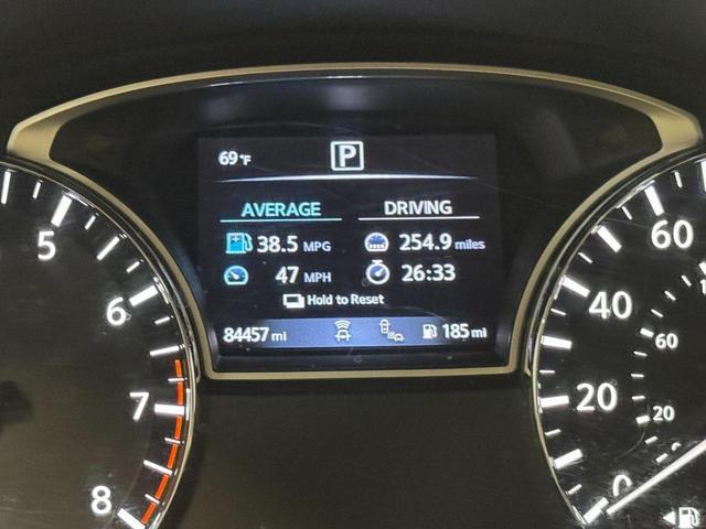 Photo of 2017 Cayenne Red Nissan Altima