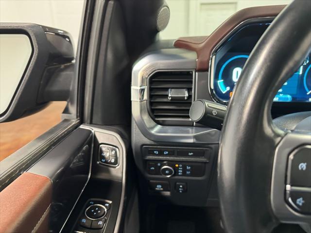 Photo of 2022 Agate Black Metallic Ford F-150