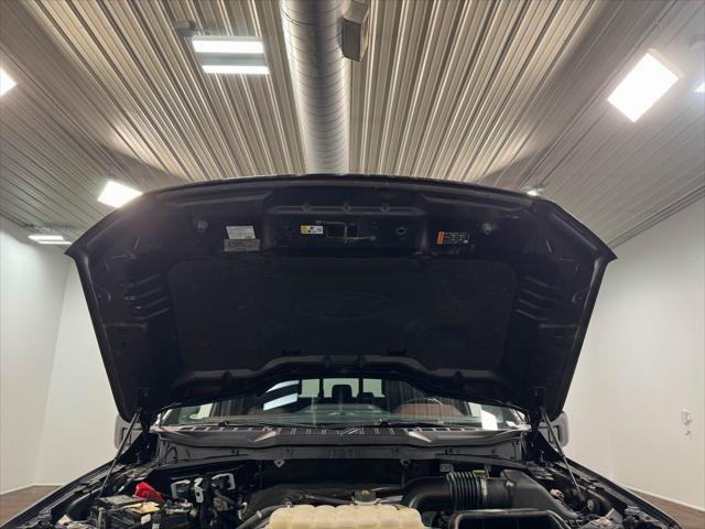 Photo of 2022 Agate Black Metallic Ford F-150