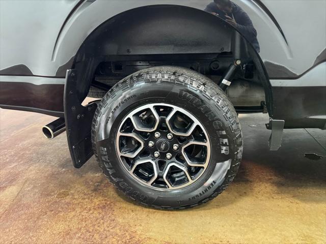 Photo of 2022 Agate Black Metallic Ford F-150
