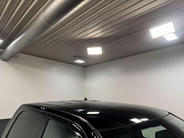 Photo of 2022 Diamond Black Crystal Pearlcoat RAM 1500 Classic
