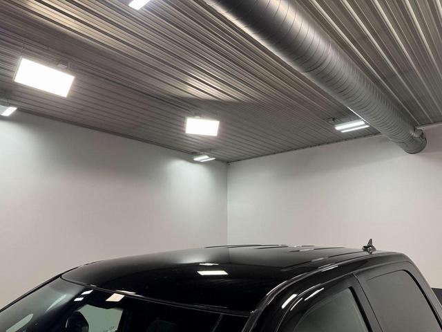 Photo of 2022 Diamond Black Crystal Pearlcoat RAM 1500 Classic
