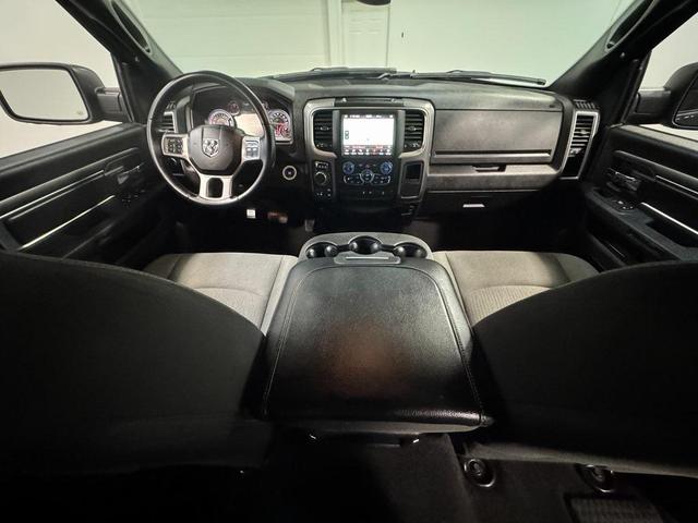 Photo of 2022 Diamond Black Crystal Pearlcoat RAM 1500 Classic