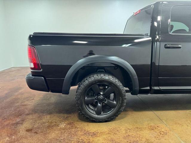 Photo of 2022 Diamond Black Crystal Pearlcoat RAM 1500 Classic
