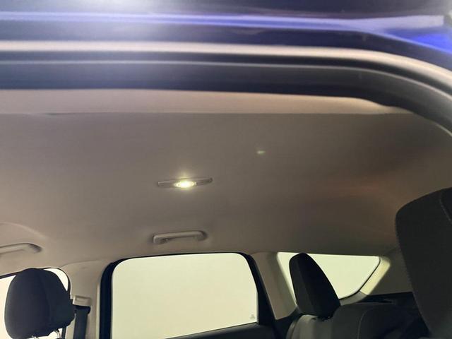 Photo of 2016 Deep Impact Blue Ford Escape