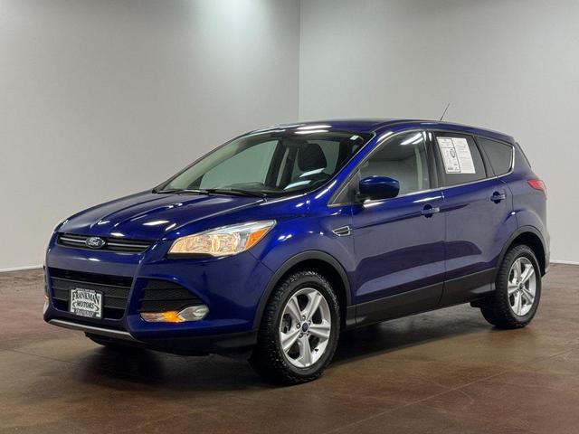 Photo of 2016 Deep Impact Blue Ford Escape