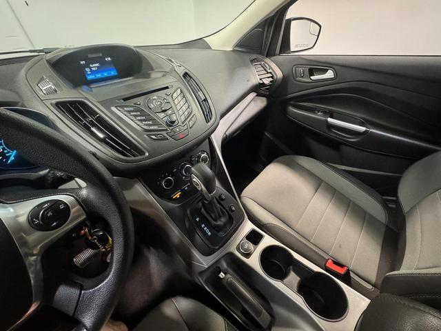 Photo of 2016 Deep Impact Blue Ford Escape