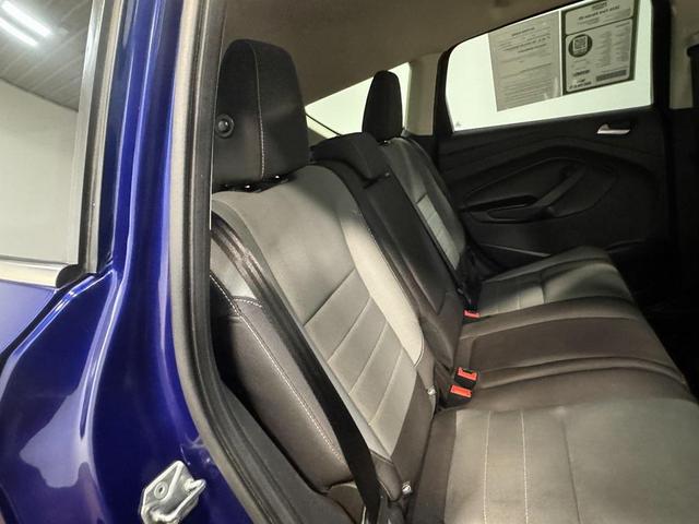 Photo of 2016 Deep Impact Blue Ford Escape