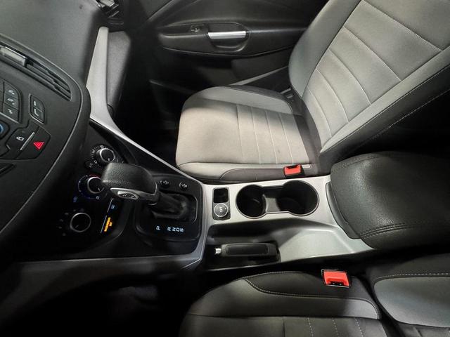 Photo of 2016 Deep Impact Blue Ford Escape