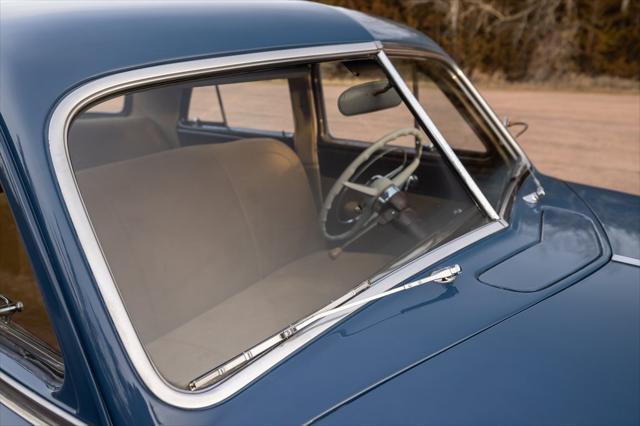 Photo of 1950 Blue Dodge Meadowbrook