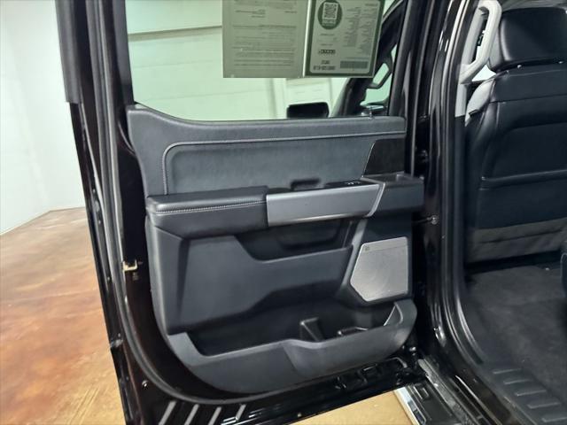 Photo of 2023 Black Metallic Ford F-150