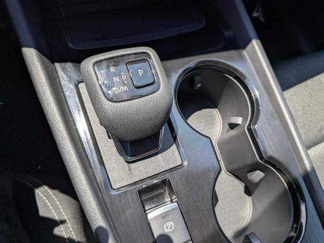 Photo of 2024 Everest White P Nissan Rogue