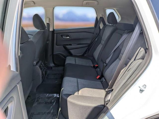 Photo of 2024 Everest White P Nissan Rogue