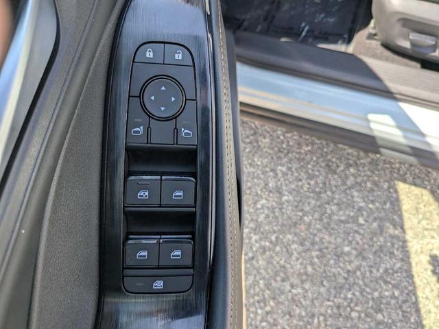 Photo of 2024 Everest White P Nissan Rogue