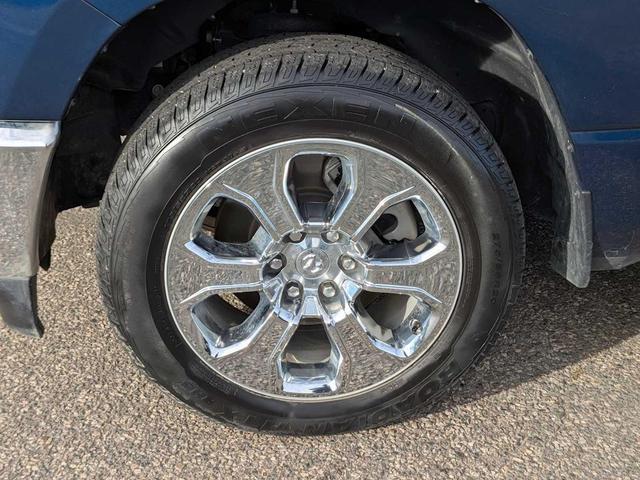 Photo of 2023 Patriot Blue Pearlcoat RAM 1500