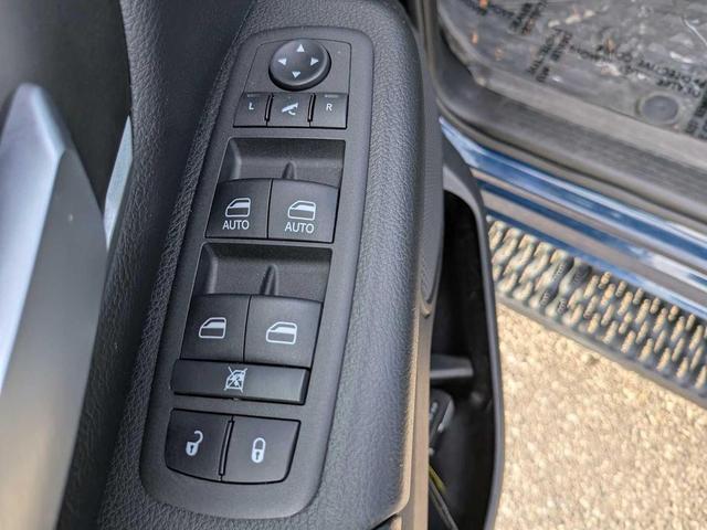 Photo of 2023 Patriot Blue Pearlcoat RAM 1500