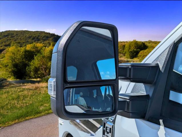 Photo of 2024 Oxford White Ford F-350