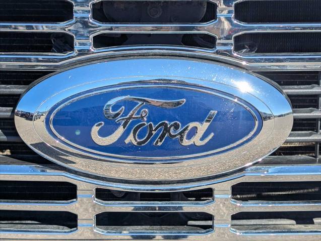 Photo of 2024 Oxford White Ford F-350