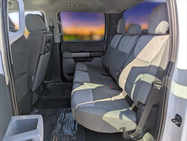 Photo of 2024 Oxford White Ford F-350