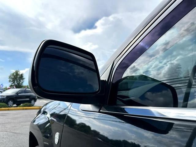 Photo of 2006 Black Clearcoat Jeep Grand Cherokee