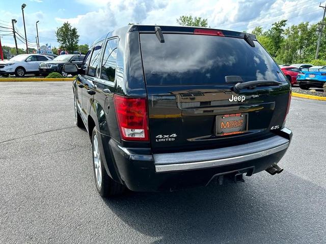 Photo of 2006 Black Clearcoat Jeep Grand Cherokee