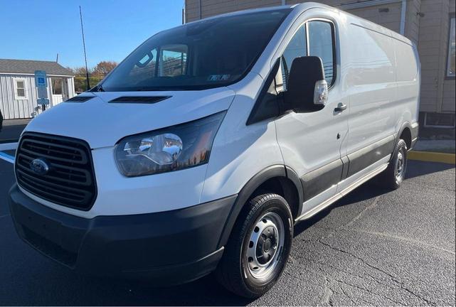 Photo of 2019 Oxford White Ford Transit-250