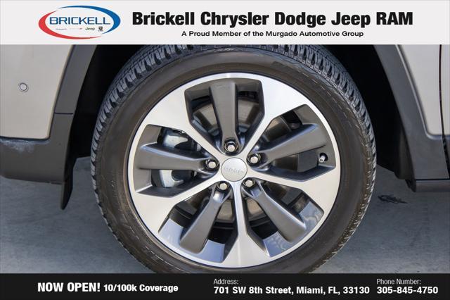 Photo of 2022 Billet Silver Metallic Clearcoat Jeep Cherokee
