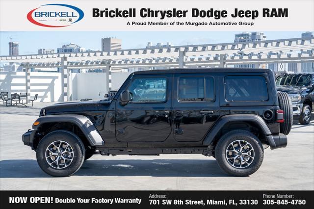 Photo of 2025 Black Clearcoat Jeep Wrangler