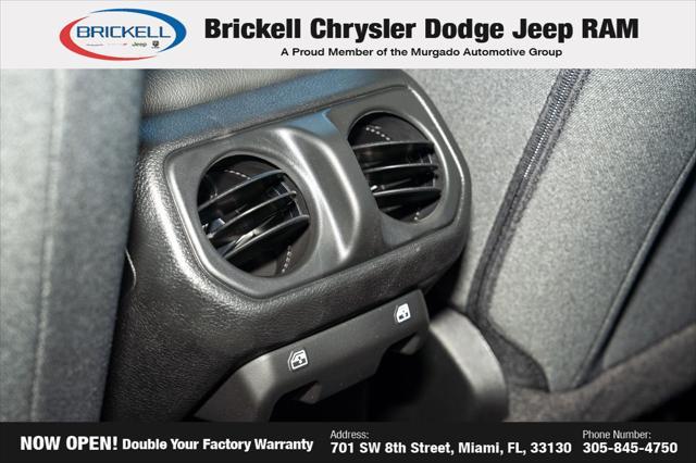 Photo of 2025 Black Clearcoat Jeep Wrangler