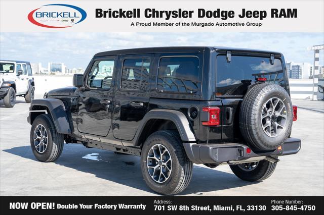 Photo of 2025 Black Clearcoat Jeep Wrangler