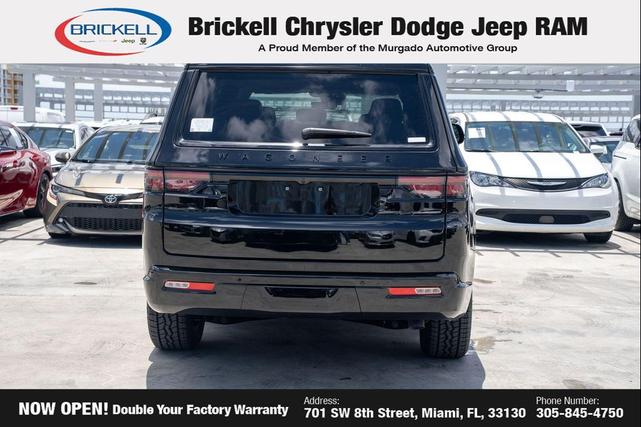 Photo of 2025 Diamond Black Crystal Pearlcoat Jeep Wagoneer