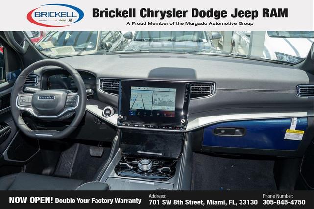 Photo of 2025 Diamond Black Crystal Pearlcoat Jeep Wagoneer