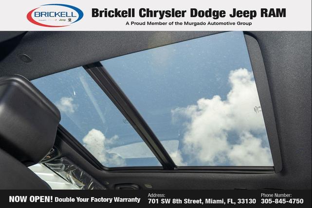 Photo of 2025 Diamond Black Crystal Pearlcoat Jeep Wagoneer
