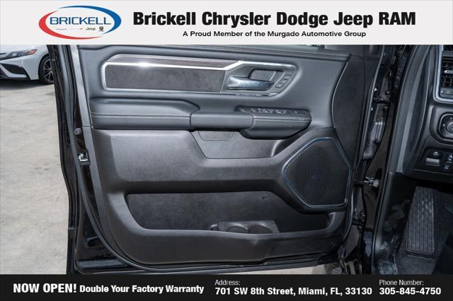 Photo of 2026 Diamond Black Crystal Pearlcoat RAM 1500