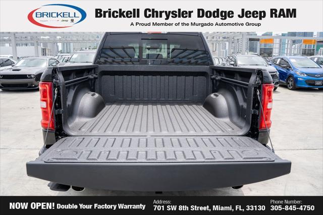 Photo of 2026 Diamond Black Crystal Pearlcoat RAM 1500