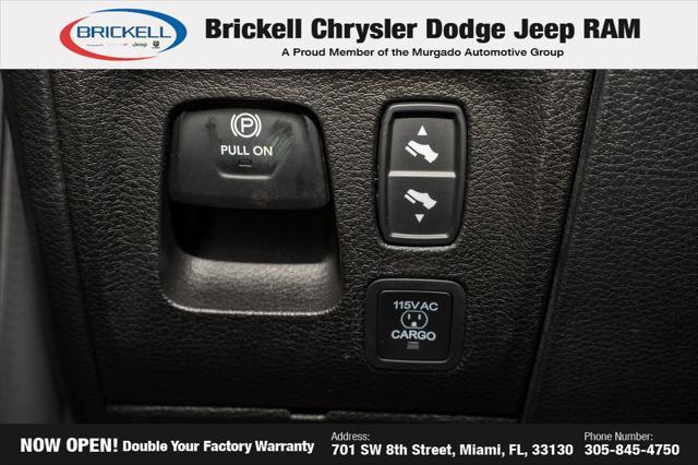 Photo of 2026 Diamond Black Crystal Pearlcoat RAM 1500