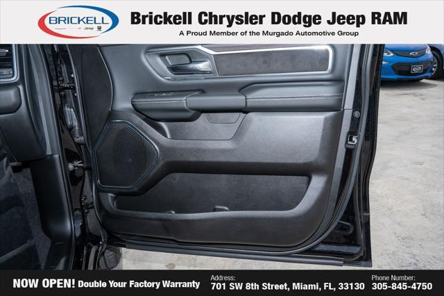 Photo of 2026 Diamond Black Crystal Pearlcoat RAM 1500