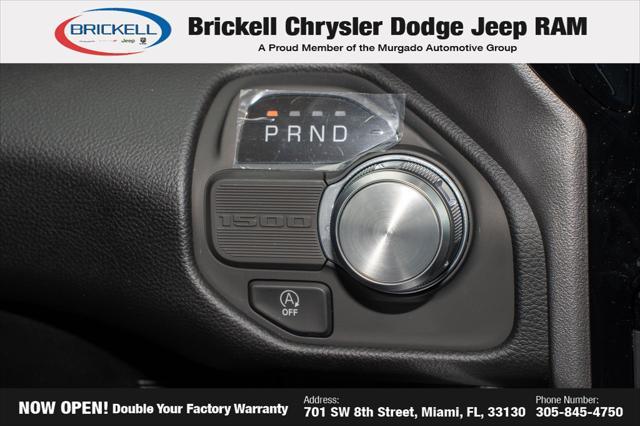 Photo of 2026 Diamond Black Crystal Pearlcoat RAM 1500