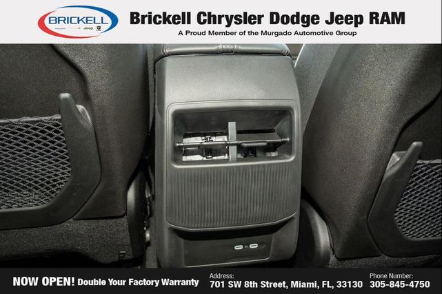 Photo of 2025 Silver Zynith Clearcoat Jeep Wagoneer S