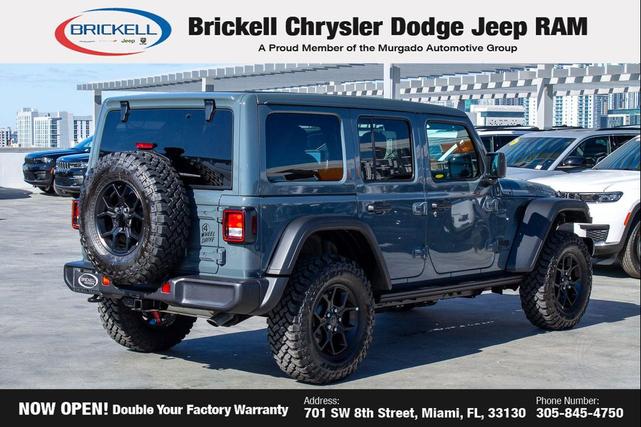 Photo of 2025 Anvil Clearcoat Jeep Wrangler