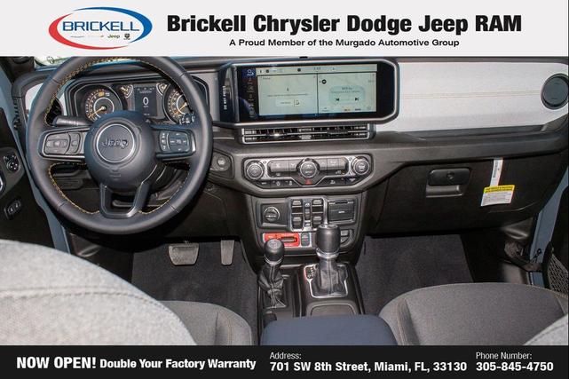 Photo of 2025 Anvil Clearcoat Jeep Wrangler