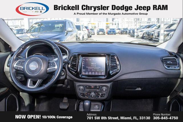 Photo of 2020 Granite Crystal Metallic Clearcoat Jeep Compass
