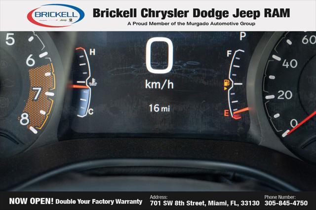 Photo of 2025 Bright White Clearcoat Jeep Compass