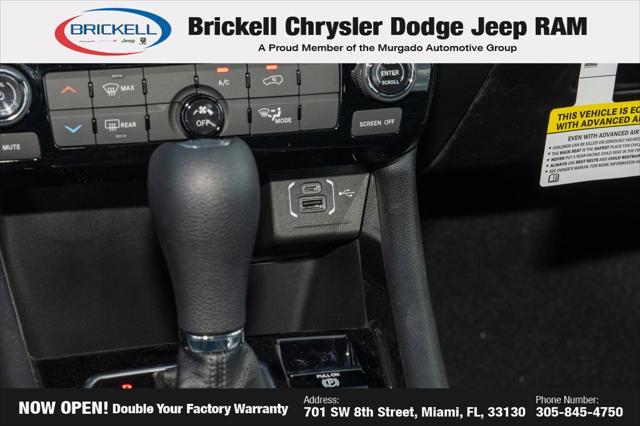 Photo of 2025 Bright White Clearcoat Jeep Compass
